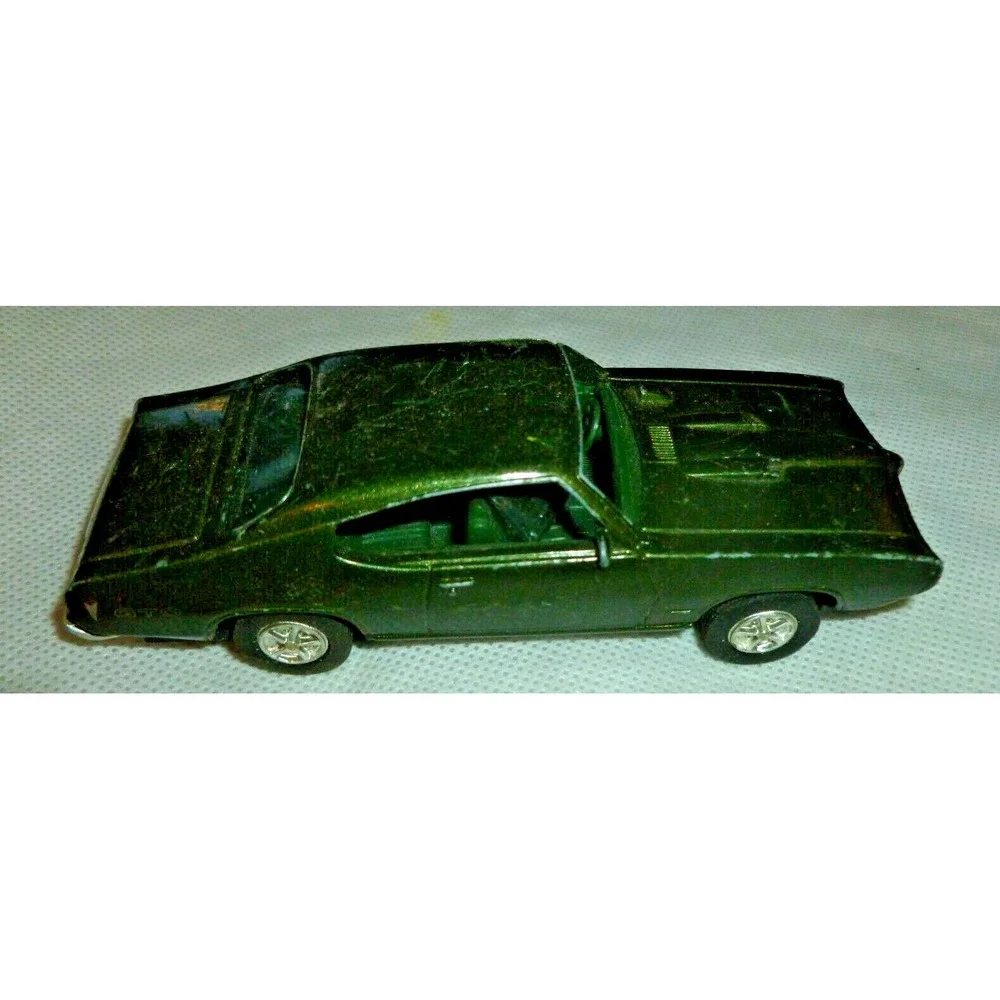 Ertl 1969‎ Pontiac GTO Vintage Vehicles Green Diecast Muscle Car 1/64 1019G
